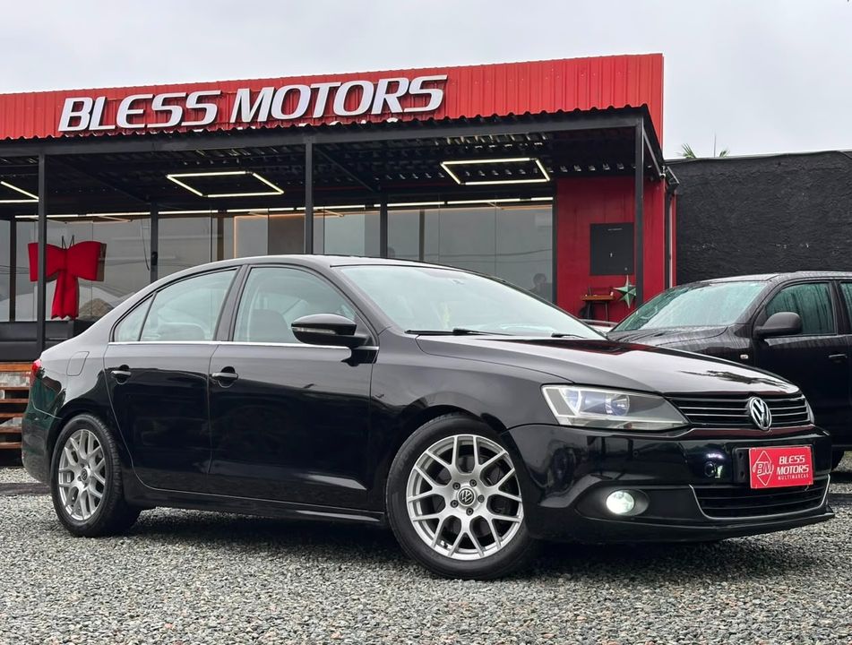 VolksWagen JETTA Highline 2.0 TSI 16V 4p Tiptronic