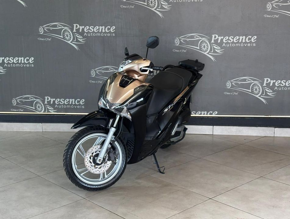HONDA SH 150i/DLX