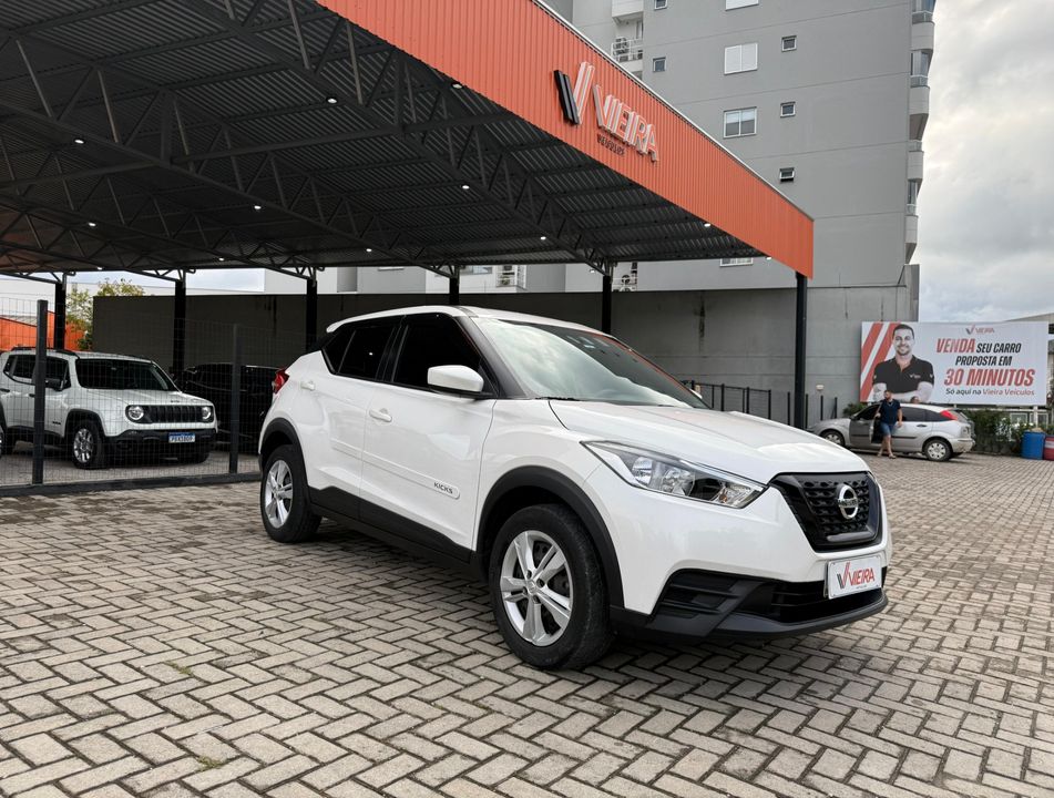 Nissan KICKS Active S 1.6 16V Flex Aut.