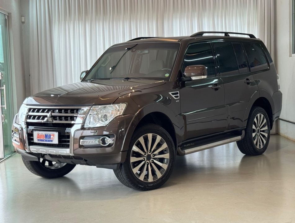 Mitsubishi Pajero HPE Full 3.2 4x4 T.I.Dies. 5p Aut