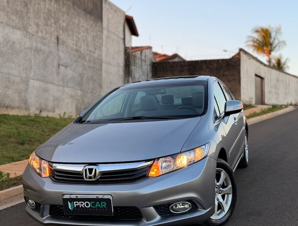Honda Civic Sedan EXS 1.8/1.8 Flex 16V Aut. 4p