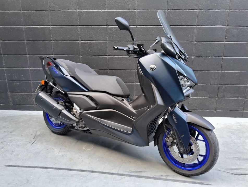 YAMAHA XMAX 250 CONNECTED 