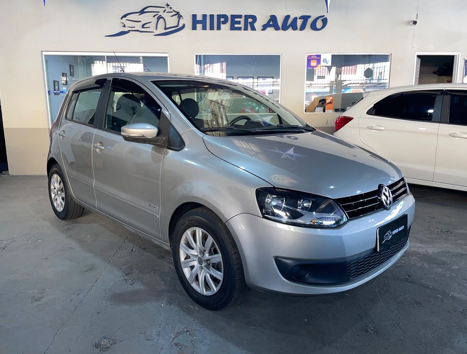VolksWagen Fox 1.6 Mi Total Flex 8V 5p