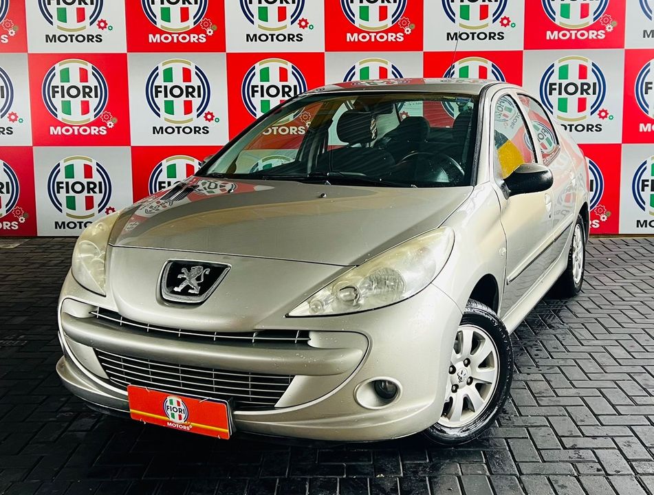 Peugeot 207 Sedan Passion XR 1.4 Flex 8V 4p