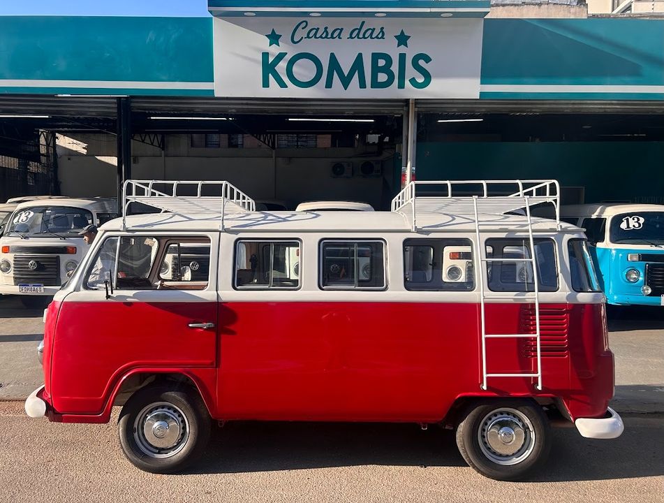 VolksWagen Kombi Standard/ Luxo/ Série Prata