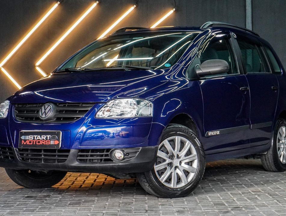 VolksWagen SPACEFOX 1.6/ 1.6 Trend Total Flex 8V 5p