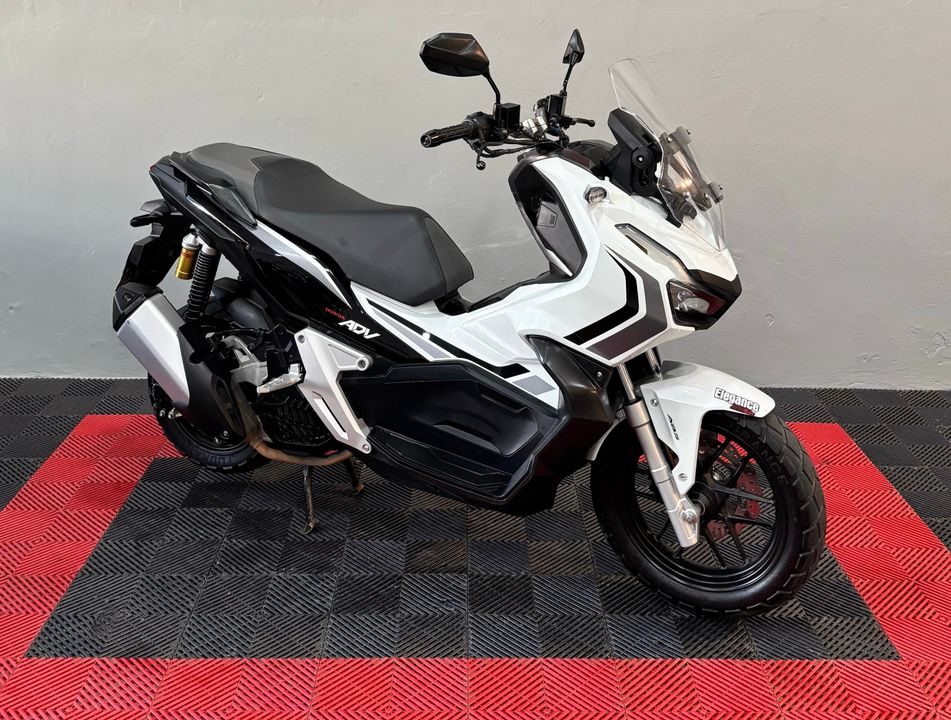 HONDA ADV 150