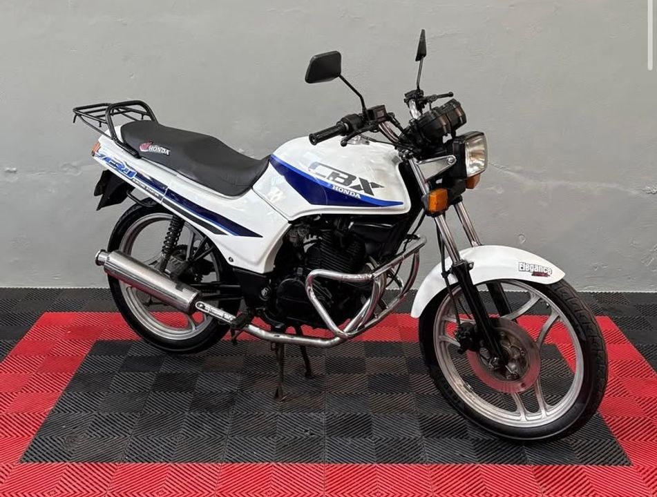 HONDA CBX 150 AERO