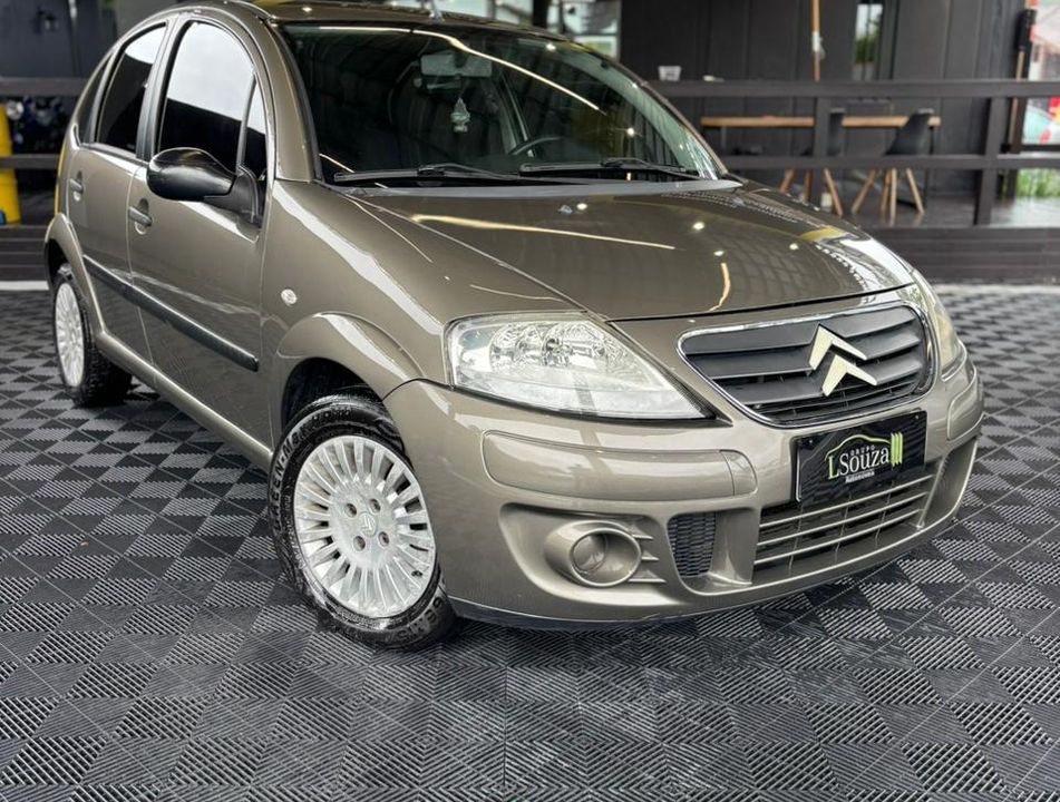 Citroën C3 GLX 1.4/ GLX Sonora 1.4 Flex 8V 5p