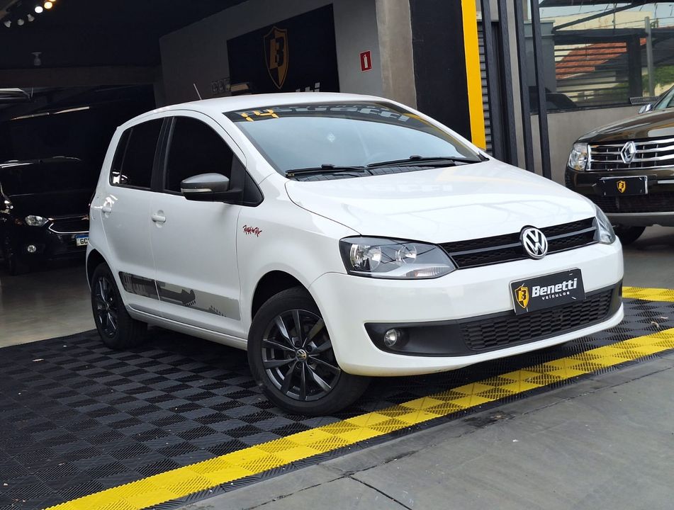 VolksWagen Fox Rock in Rio 1.6 Mi Total Flex 8V 5p