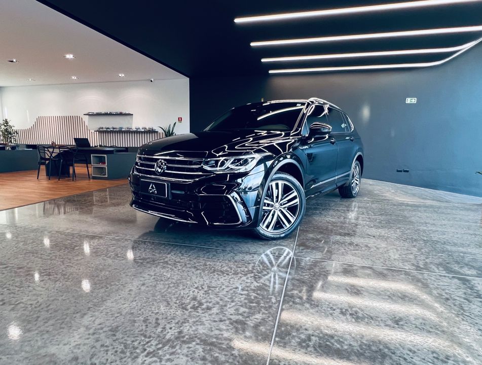 VolksWagen TIGUAN Allspac R-Line 300 TSI 2.0 