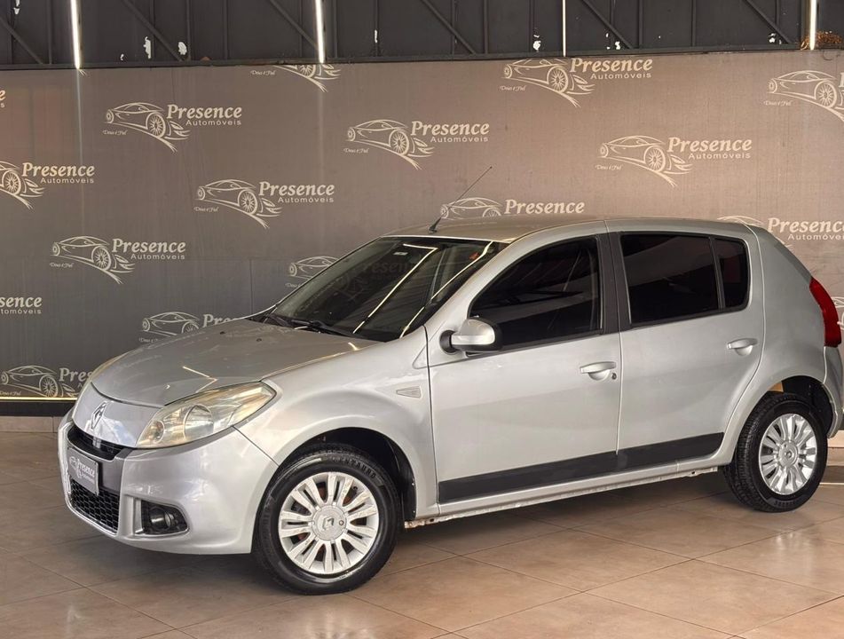 Renault SANDERO Privilège Hi-Flex 1.6 8V 5p