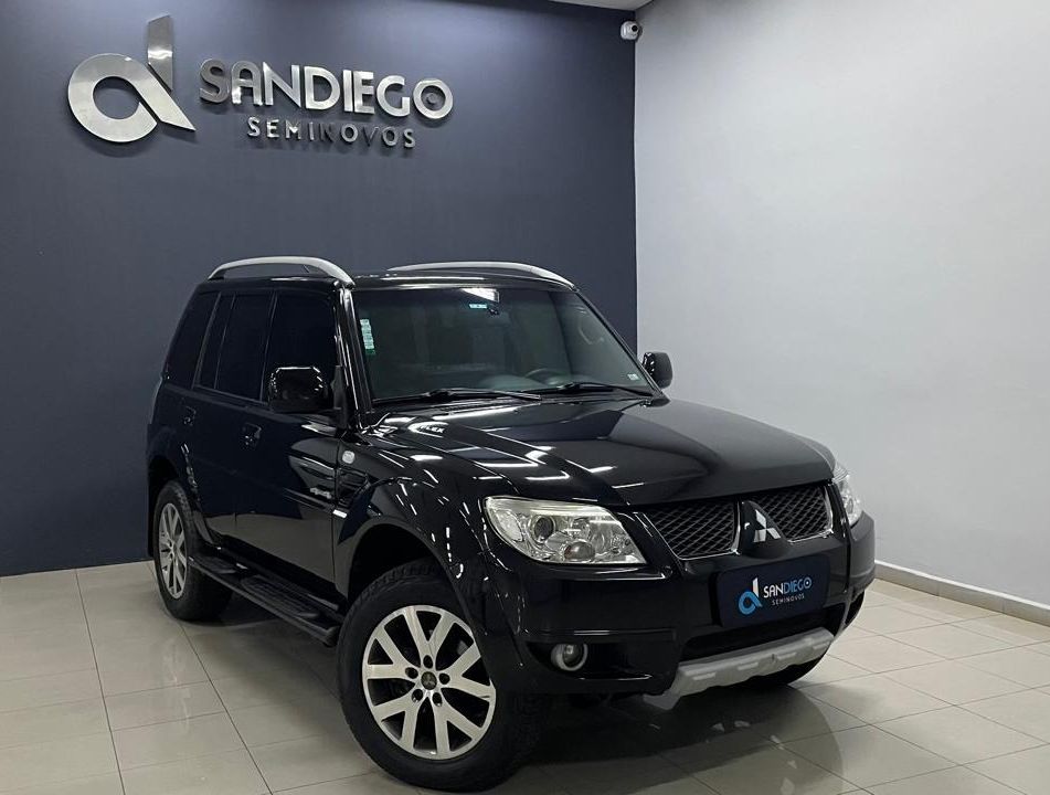 Mitsubishi Pajero TR4 2.0/ 2.0 Flex 16V 4x4 Aut.