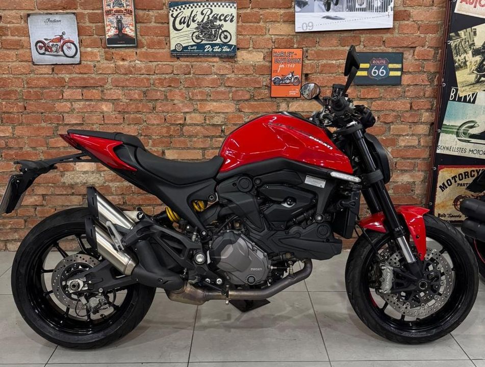 Ducati MONSTER 937cc