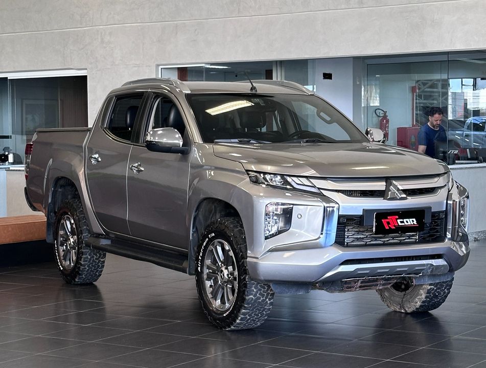 Mitsubishi L200 Triton Sport HPE-S 2.4 CD Dies. Aut