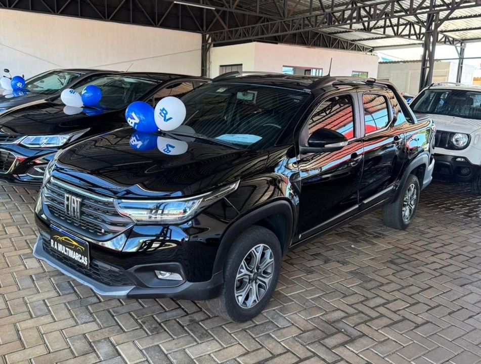 Fiat Strada Volcano 1.3 Flex 8V CD