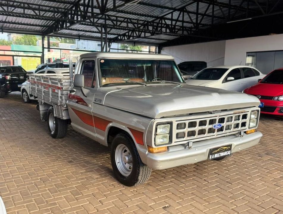 Ford F-1000 S. S. Diesel / S.S. Diesel Turbo