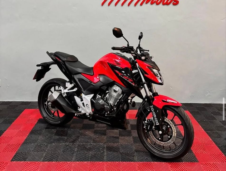 HONDA CB 300F Twister Flex