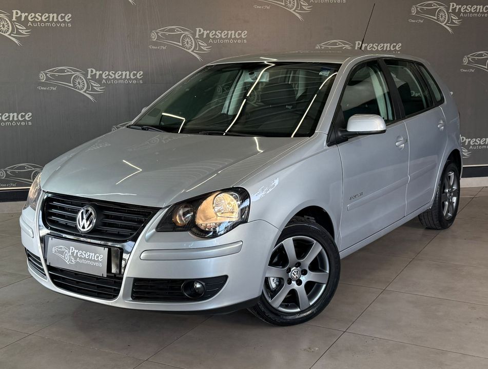 VolksWagen Polo SPORTLINE 1.6 Mi Total Flex 8V 5p