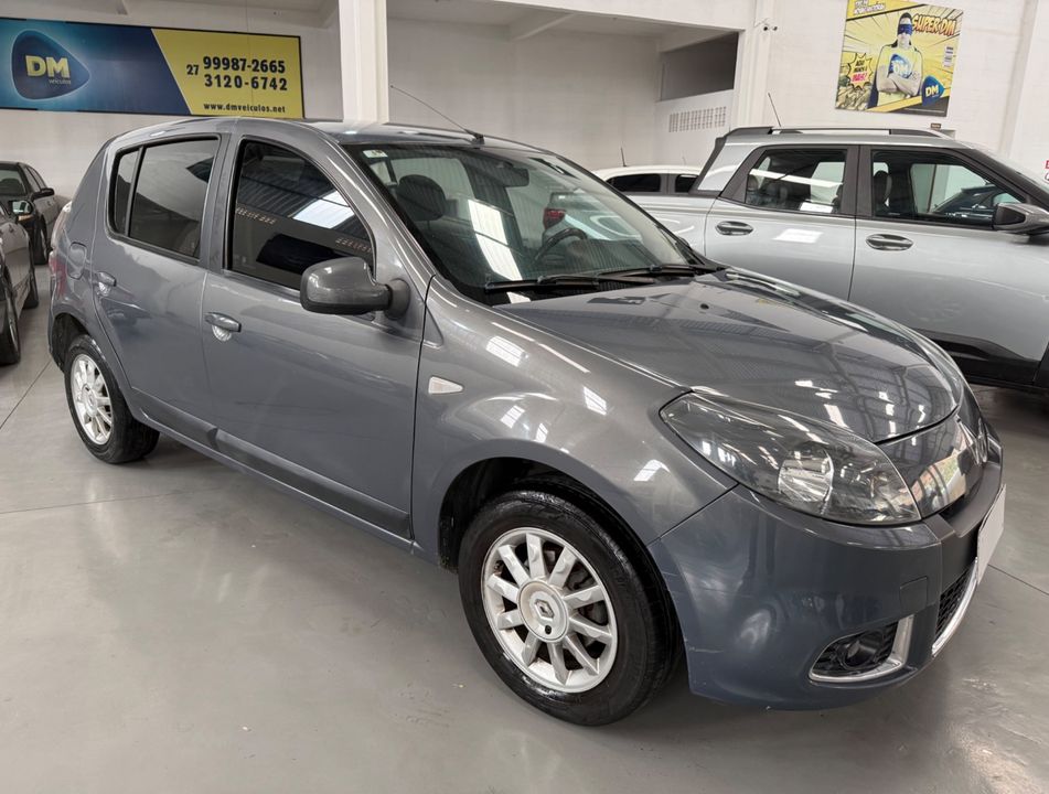 Renault SANDERO Privilège Hi-Flex 1.6 16V 5p Aut