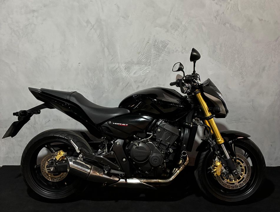 HONDA CB 600F HORNET