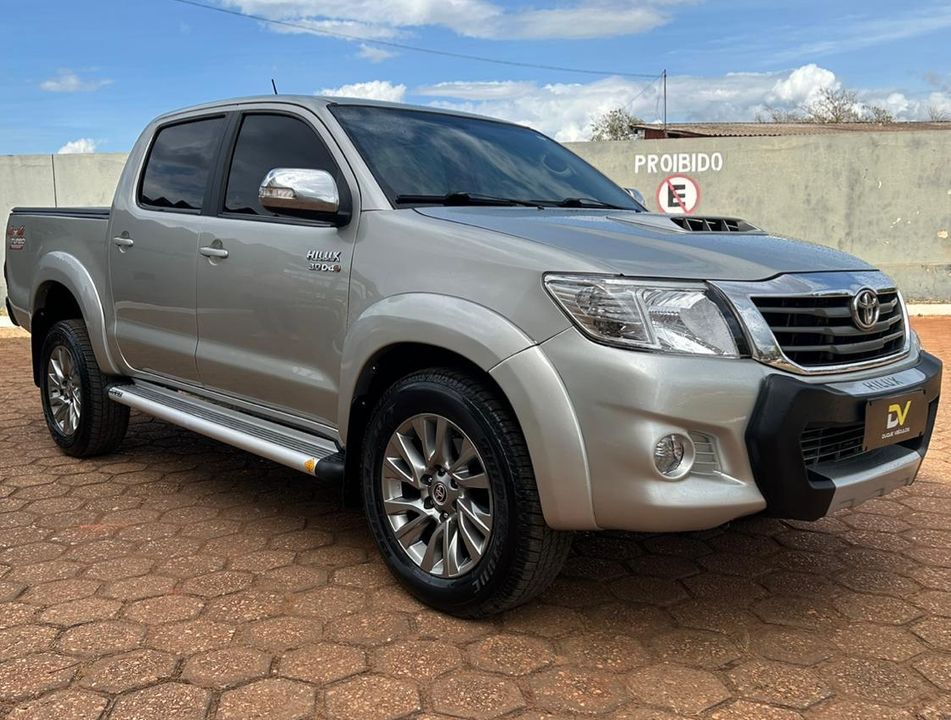 Toyota Hilux CD SRV D4-D 4x4 3.0 TDI Diesel Aut