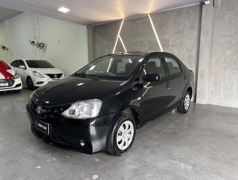 Toyota ETIOS XS Sedan1.5 Flex 16V 4p Mec.