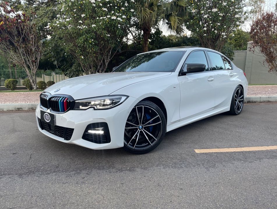 BMW 320i