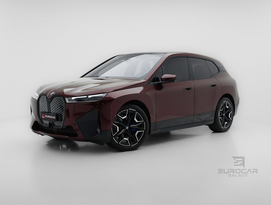 BMW iX XDrive 50 Sport Aut. (Elétrico)