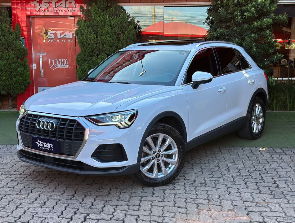 Audi Q3 Black Ed. 1.4 TFSI Flex/Black S-tron.