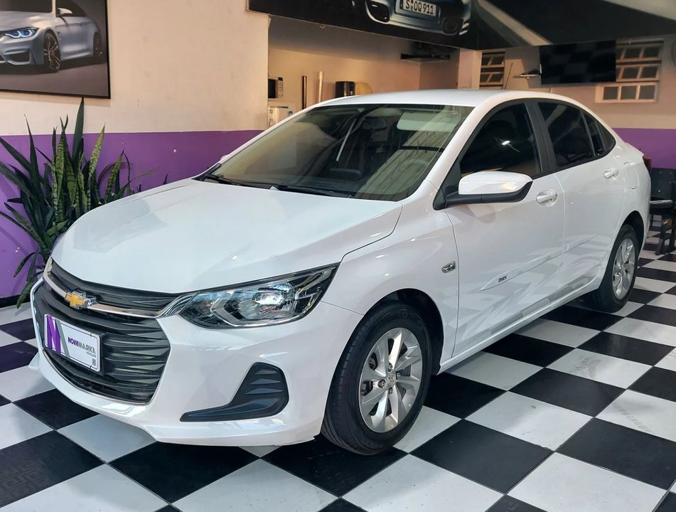 Chevrolet ONIX SEDAN Plus LT 1.0 12V Flex 4p Mec.