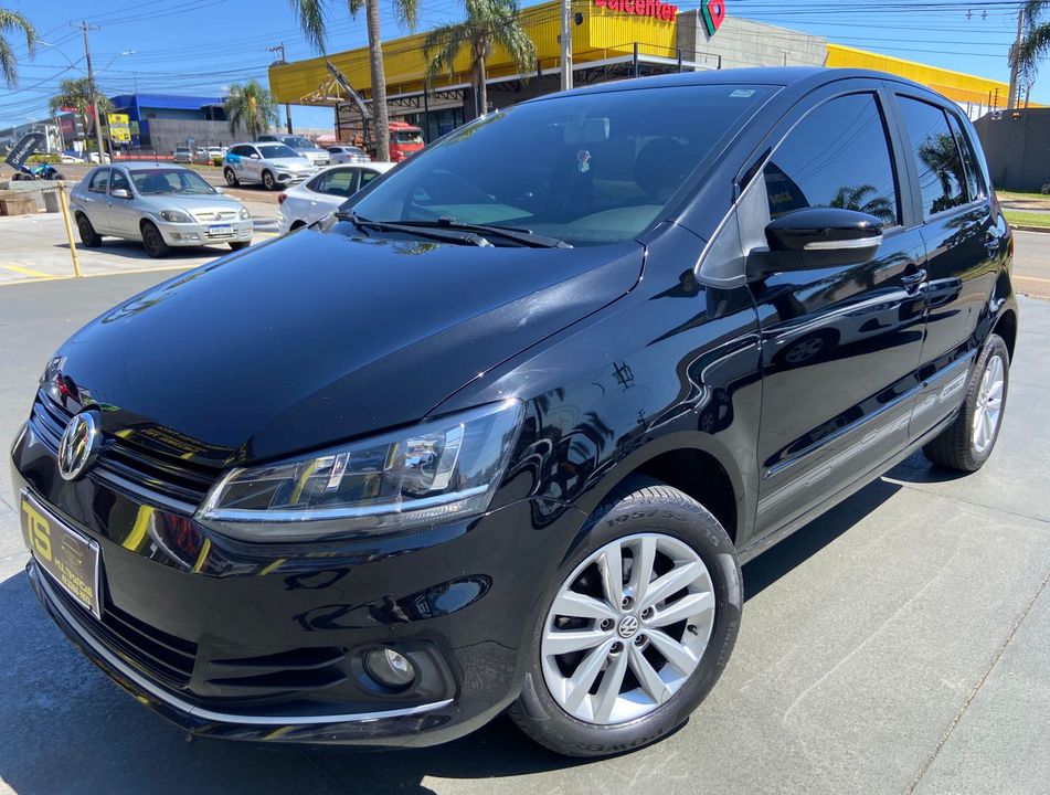 VolksWagen Fox Connect 1.6 Flex 8V 5p