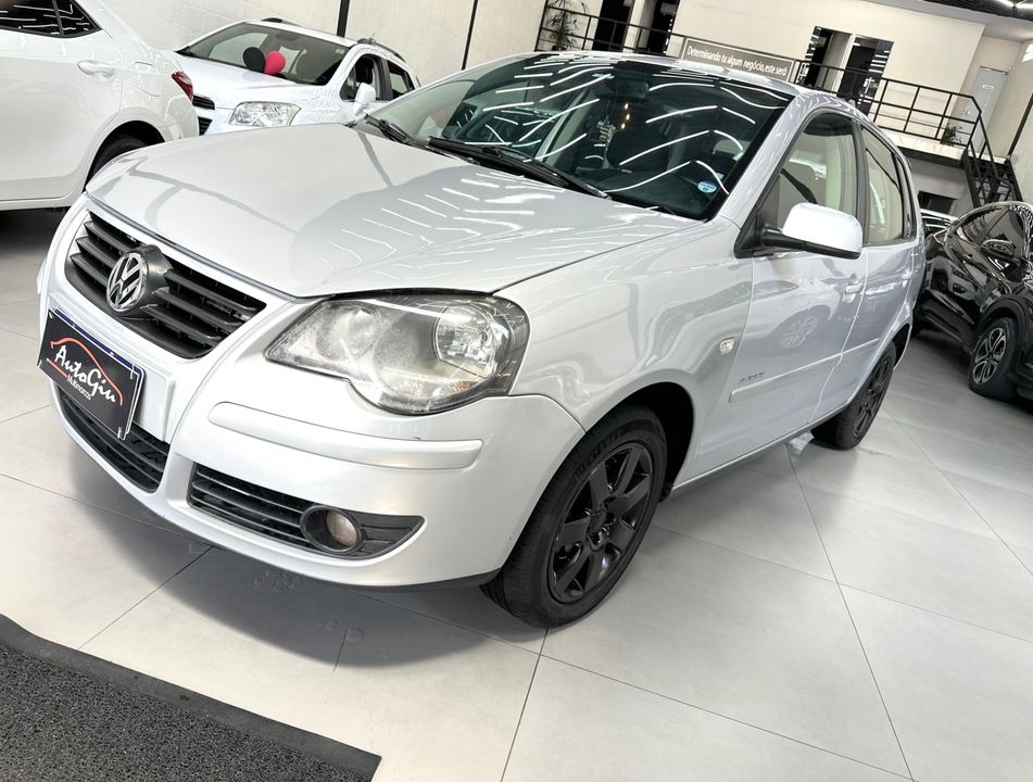 VolksWagen Polo SPORTLINE 1.6 Mi Total Flex 8V 5p