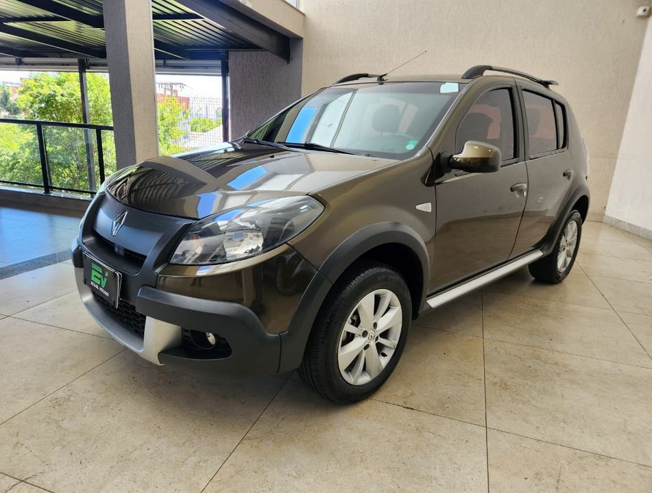 Renault SANDERO STEPWAY Hi-Flex 1.6 16V 5p Aut.