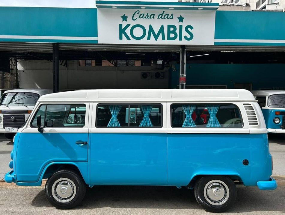 VolksWagen Kombi Standard 1.4 Mi Total Flex 8V