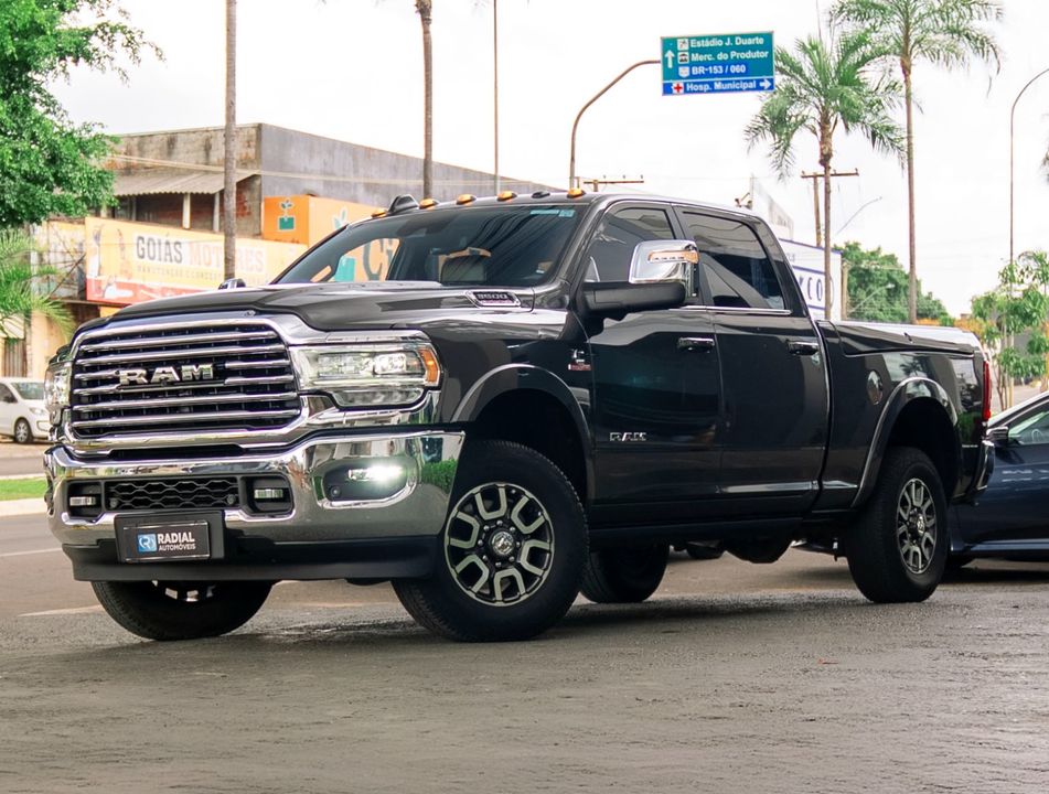 RAM 3500 LIMITED LONGHORN 6.7 TB CD Diesel