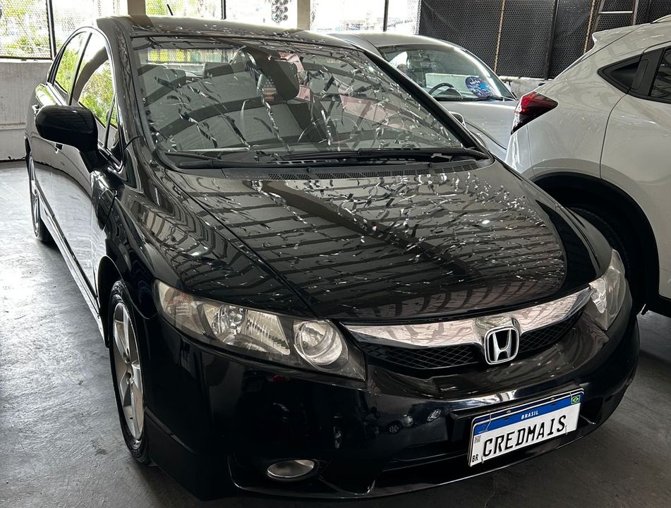 Honda Civic Sedan LXS 1.8/1.8 Flex 16V Aut. 4p