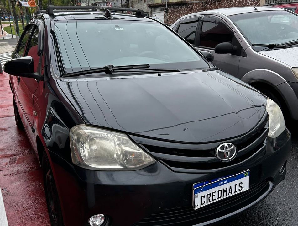 Toyota ETIOS XS Sedan1.5 Flex 16V 4p Mec.