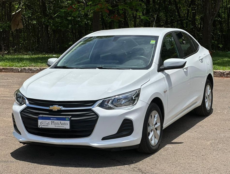 Chevrolet ONIX SEDAN Plus LT 1.0 12V Flex 4p Mec.