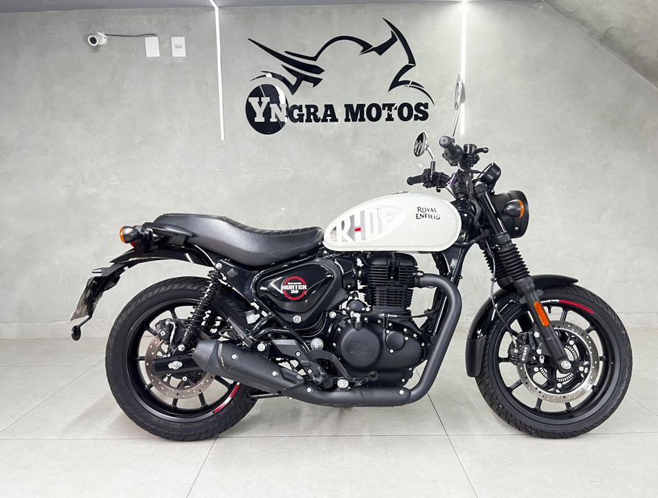 Royal Enfield Hunter 350 Dapper