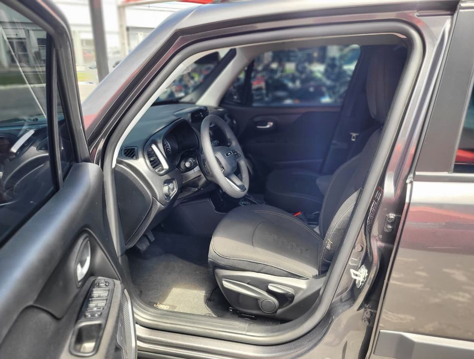 Jeep Renegade T270 1.3 TB 4x2 Flex Aut.