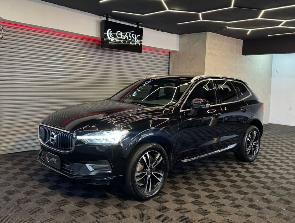 Volvo VOLVO XC60 T8 MOMENTUM