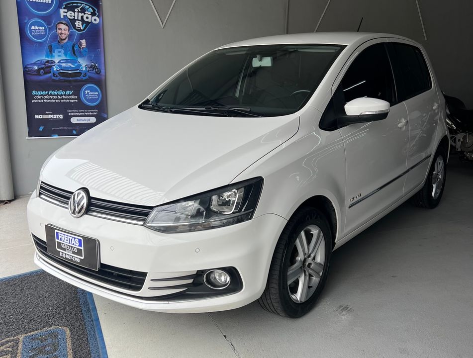 VolksWagen Fox Highline1.6 Flex 16V 5p