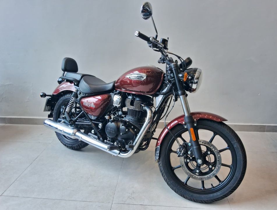 Royal Enfield Meteor 350 Stellar