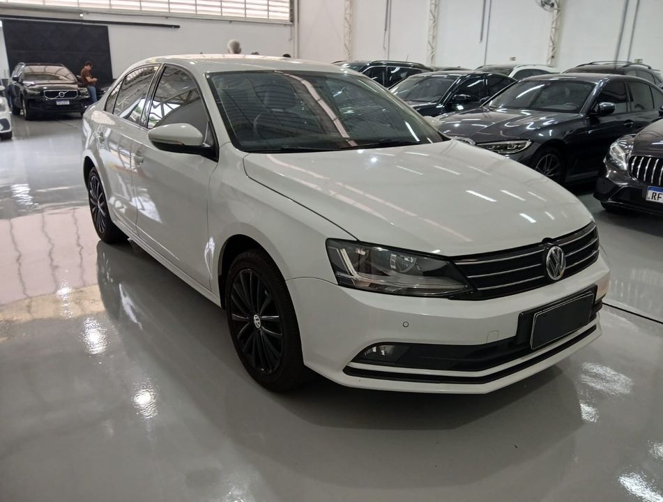 VolksWagen JETTA Comfortline 1.4 TSI 16V 4p Aut.