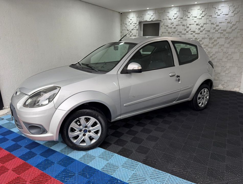 Ford Ka 1.0 8V/1.0 8V ST Flex 3p