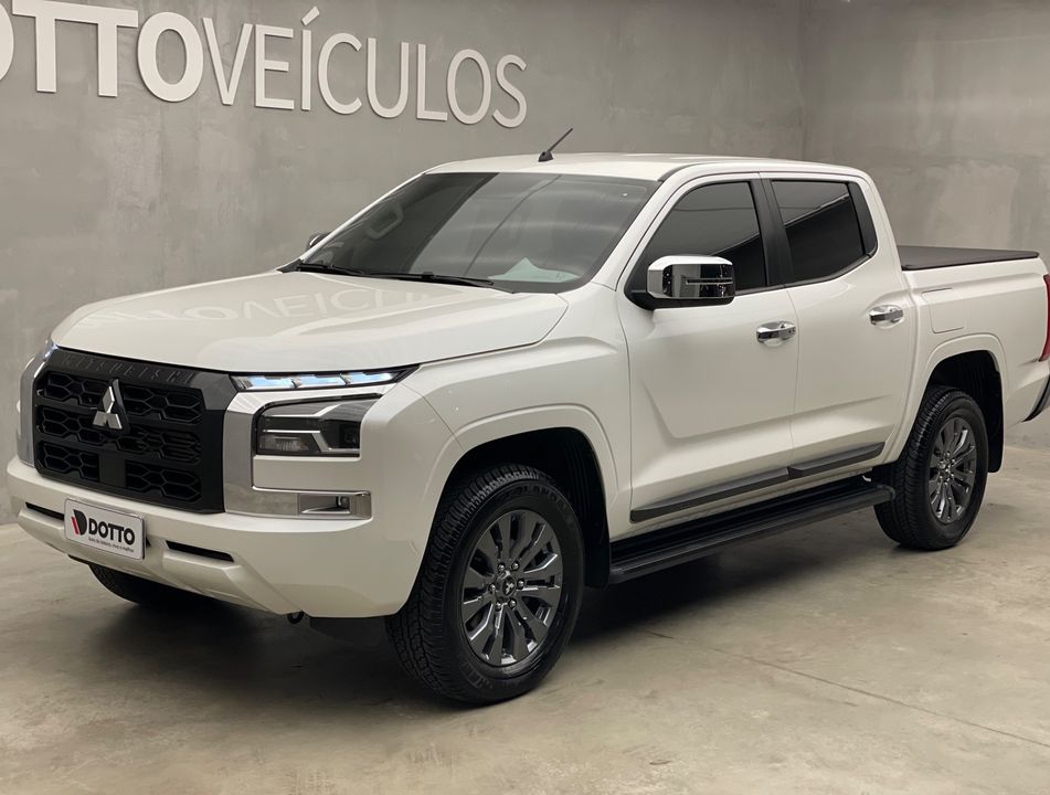 Mitsubishi Triton HPE 2.4 CD 4x4 TB Diesel Aut.