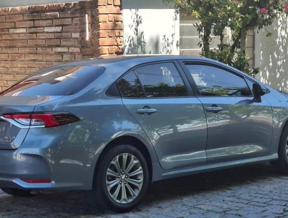 Toyota Corolla Altis 1.8 16V Aut. (Híbrido)