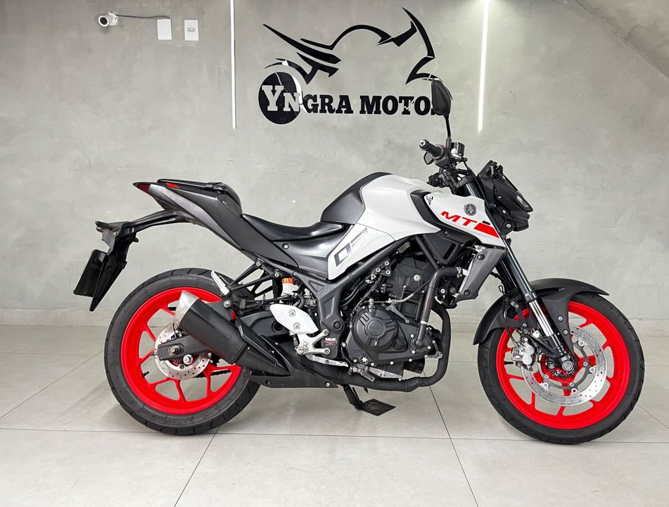 YAMAHA MT-03 321/ABS
