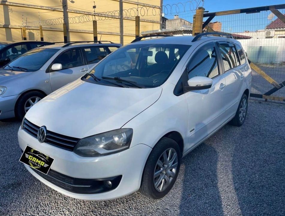 VolksWagen SPACEFOX  TREND I MOTION 1.6 T. Flex 8V